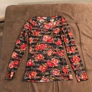 Wet Seal Long sleeve top
